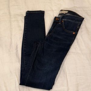 9” Mid-Rise Skinny Jean